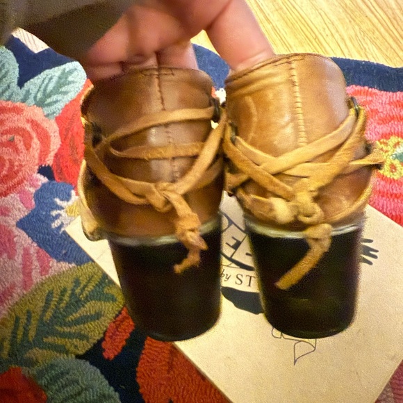 Freebird Sandi Ankle Boots - Picture 4 of 9